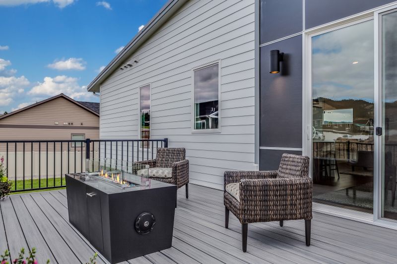 Deck Sealing in Tacoma, WA